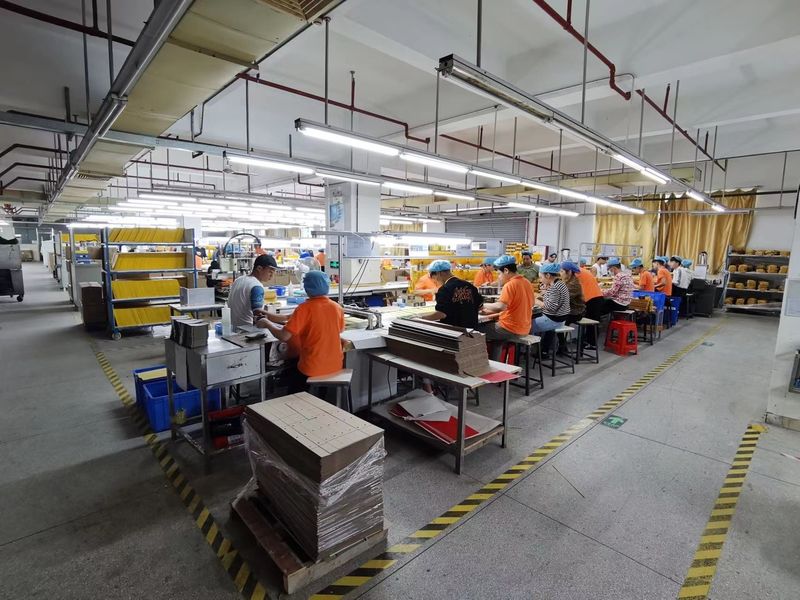 Dongguan Yongjian Paper Products Co., Ltd üreticinin üretim hattı